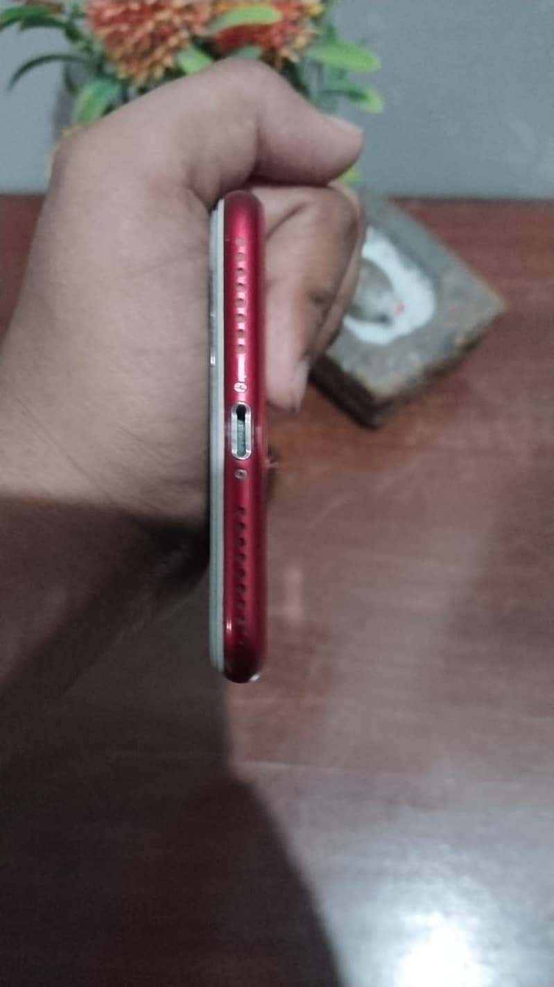 Apple iPhone 7 Plus 1