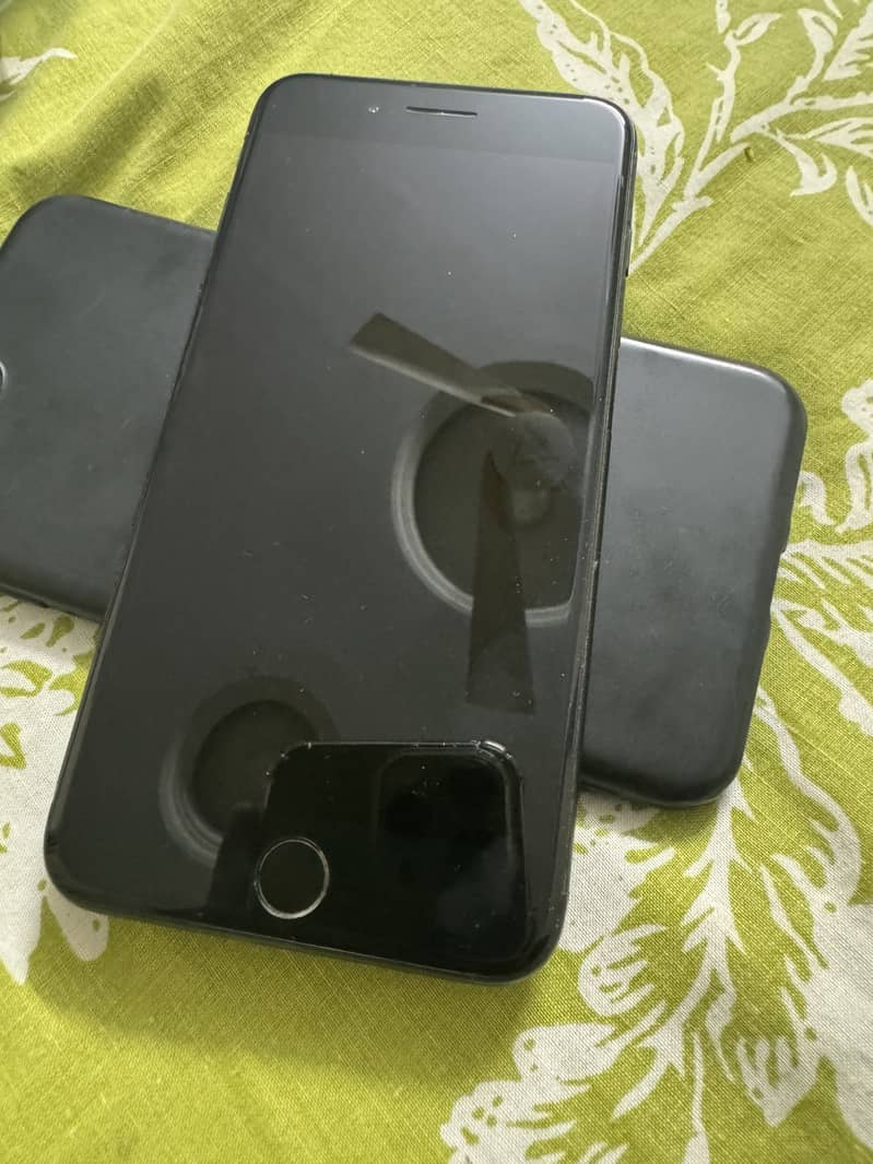 Apple iPhone 7 Plus 4