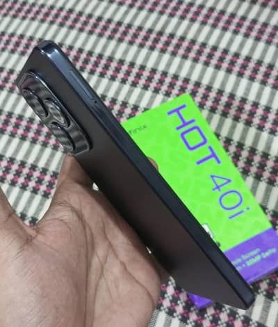 Infinix Hot 40i