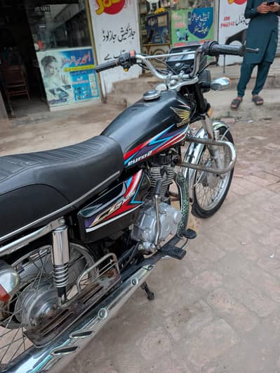 Honda cg 125 19 black