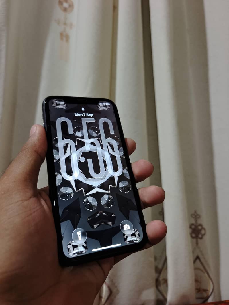 Apple iPhone 11 2
