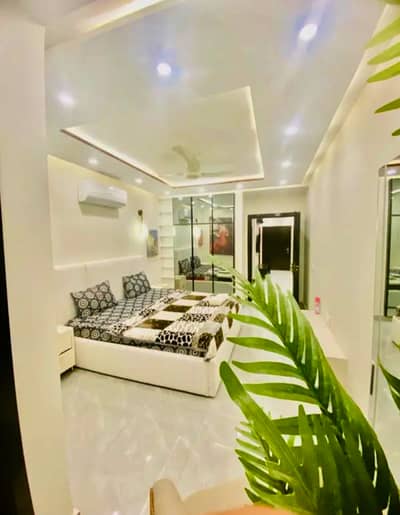 2 Bed Luxury Designer Apartment Fully Furnished Available In Bahria Town Near To Markeet