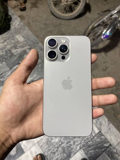 Apple iPhone 15 Pro Max