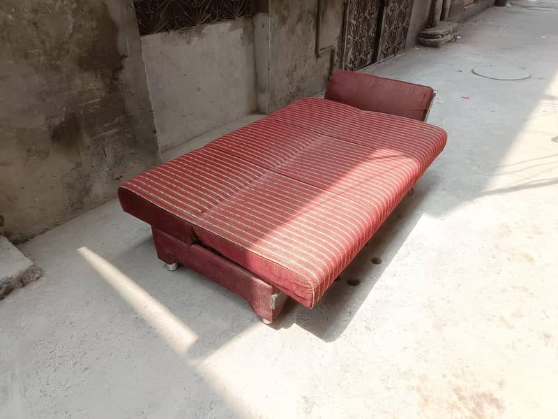 1sofa combed and one single sofa 4