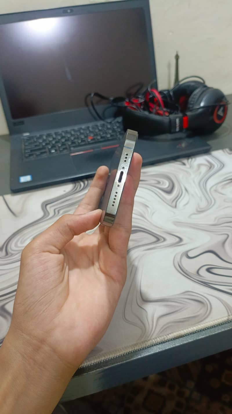 Apple iPhone 13 Pro 6