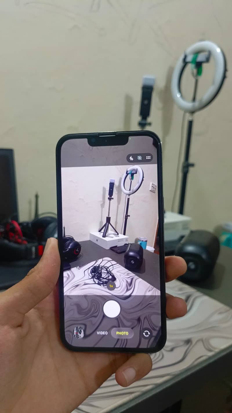 Apple iPhone 13 Pro 8