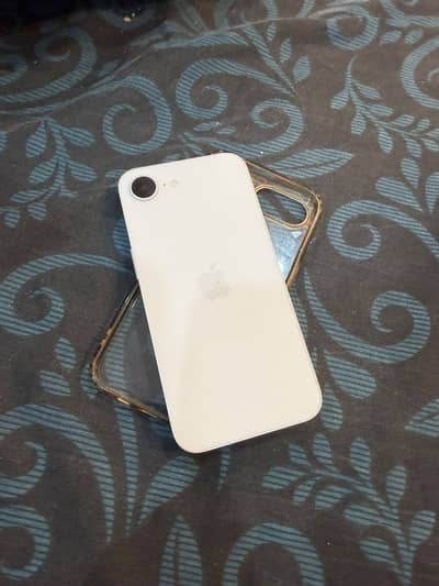 Apple iPhone 16e
