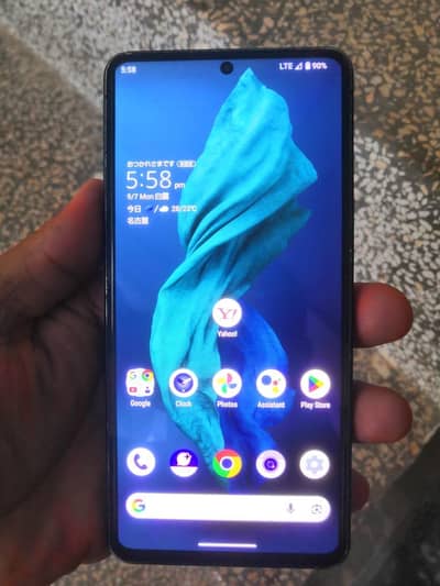 Sharp Aquos R7