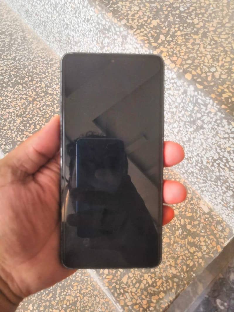 Sharp Aquos R7 2