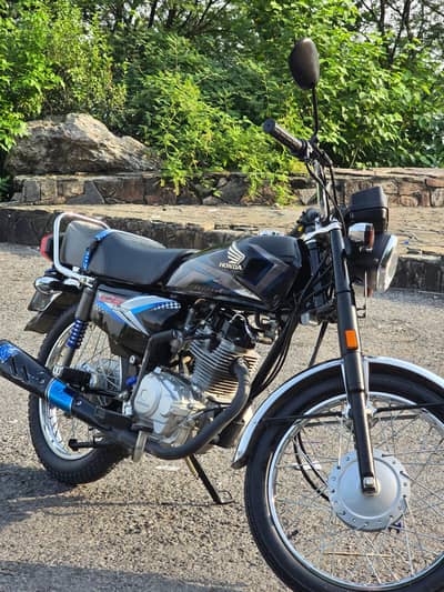 HONDA CG125 2025
