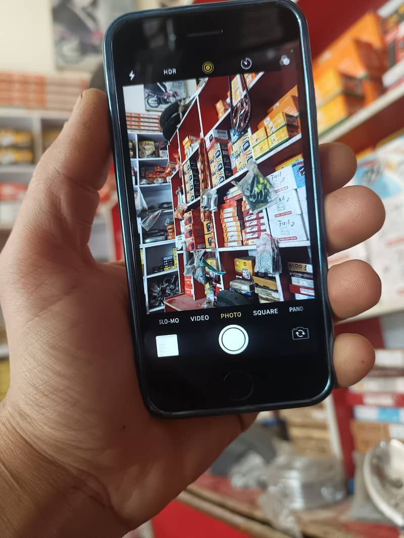 Apple iPhone 7 4