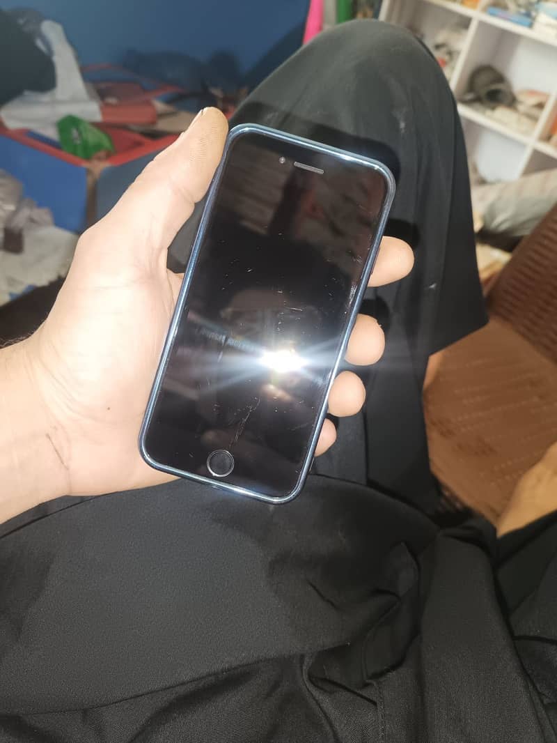Apple iPhone 7 9