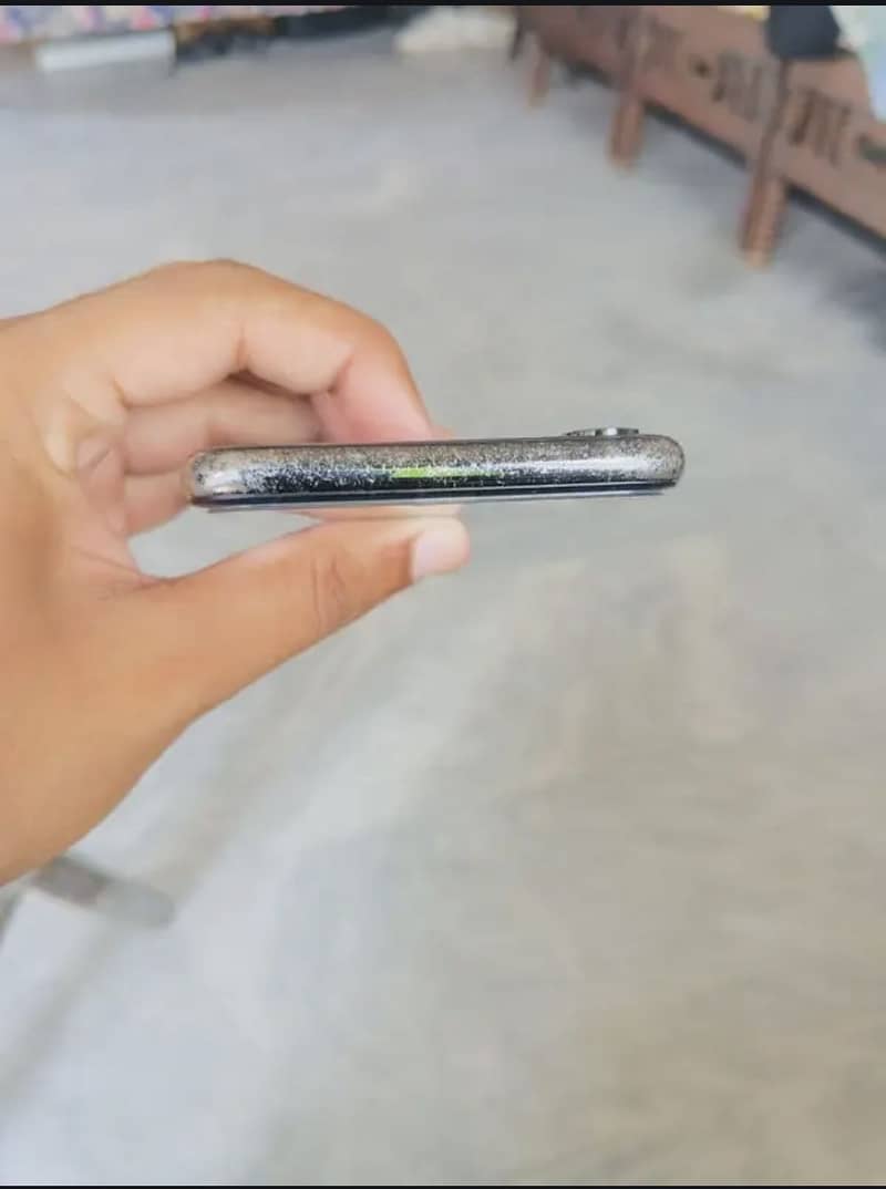 Apple iPhone X 6