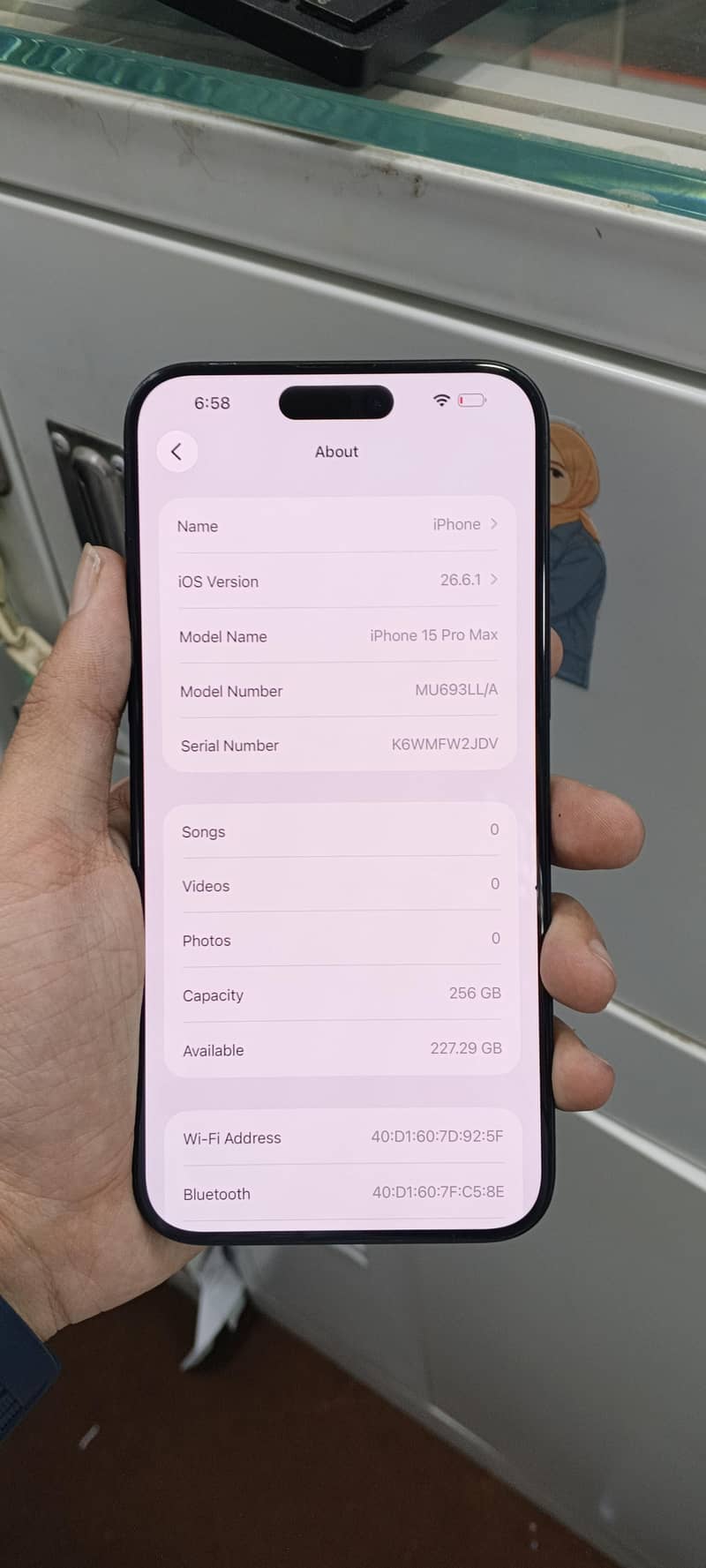 Apple iPhone 15 Pro Max 2