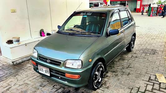 Daihatsu Cuore 2011