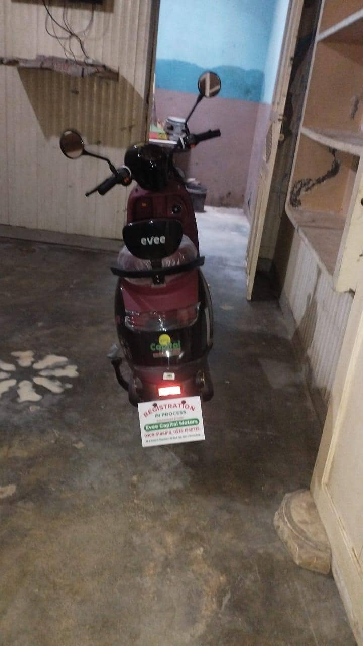 Evee Lx 1
