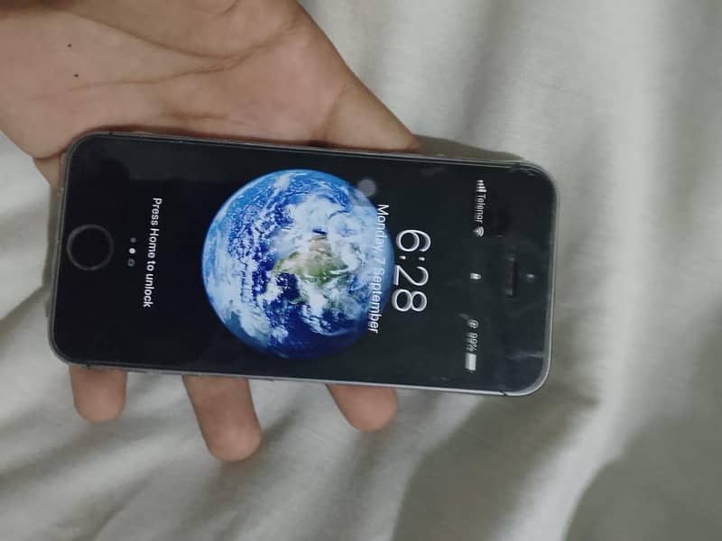 Apple iPhone 5s 1