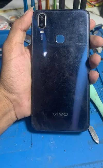 Vivo Y11