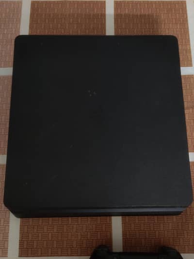 PS4 Slim 1TB Jailbreak (With CD)