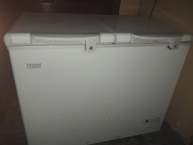 Refrigerator 0