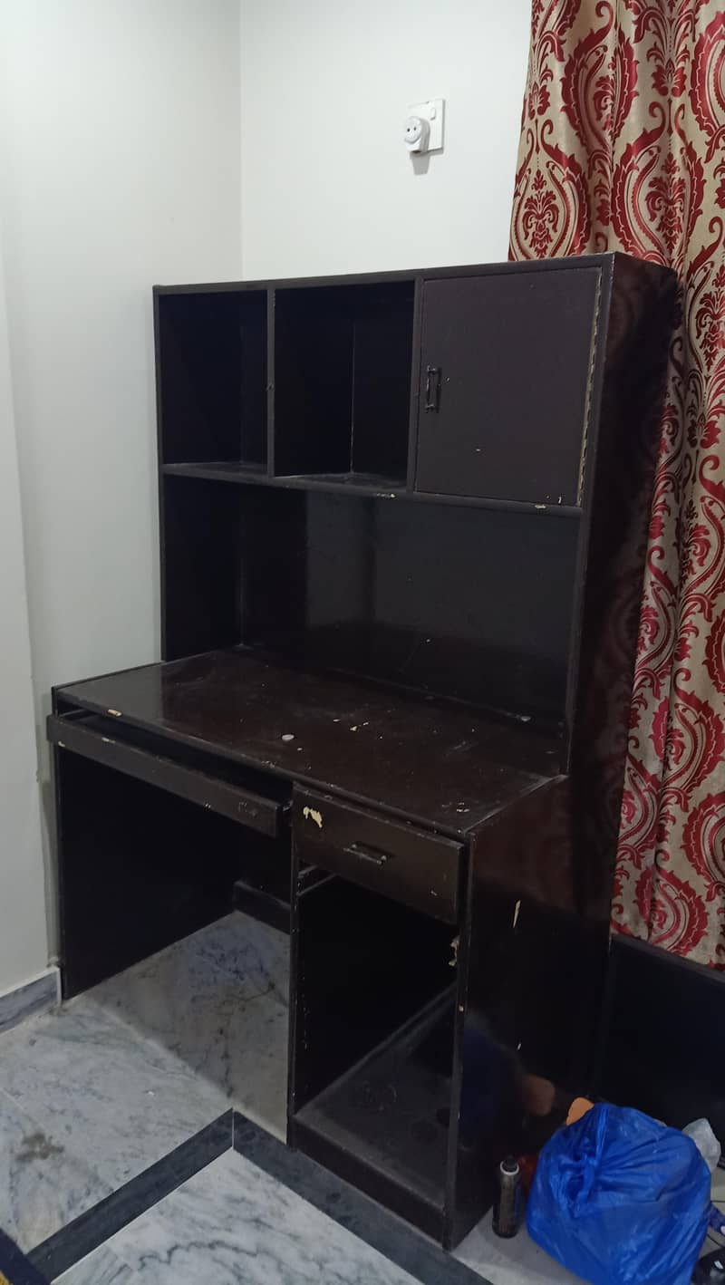 Computer Table 0