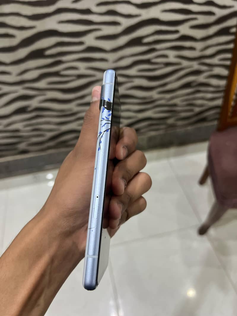 Google Pixel 7a 1