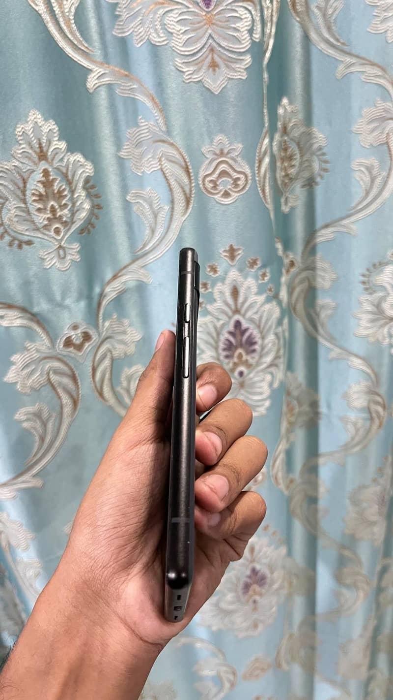 Google Pixel 6a 4