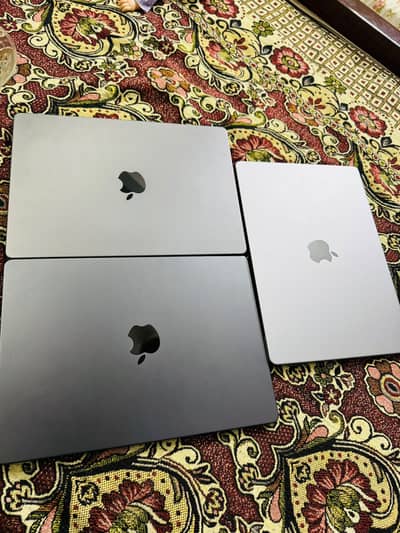 Apple MacBook M3 Pro 14 Inch | M3 Simpel 8 512GB Laptop | Mackbook