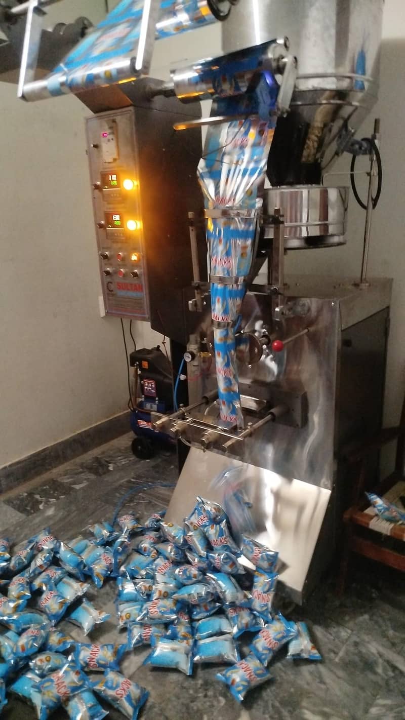 snacks packing machine 2