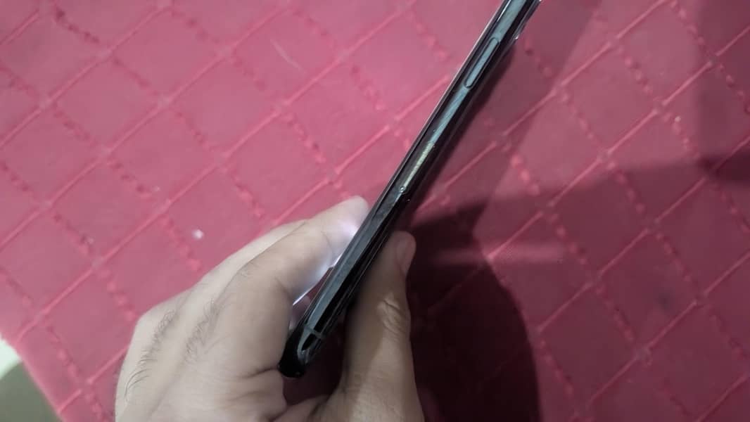 Apple iPhone 11 Pro 5