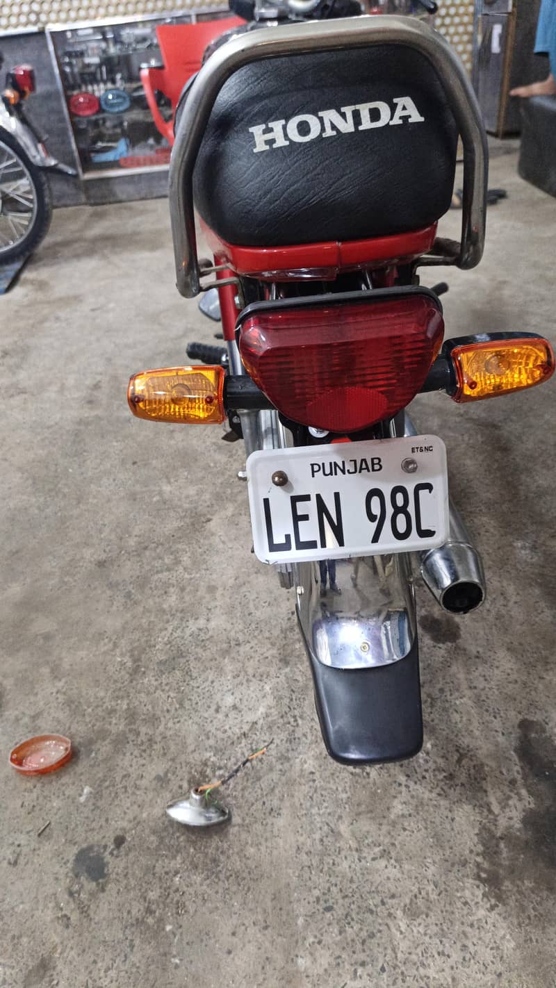 CD 70 2017 model 2