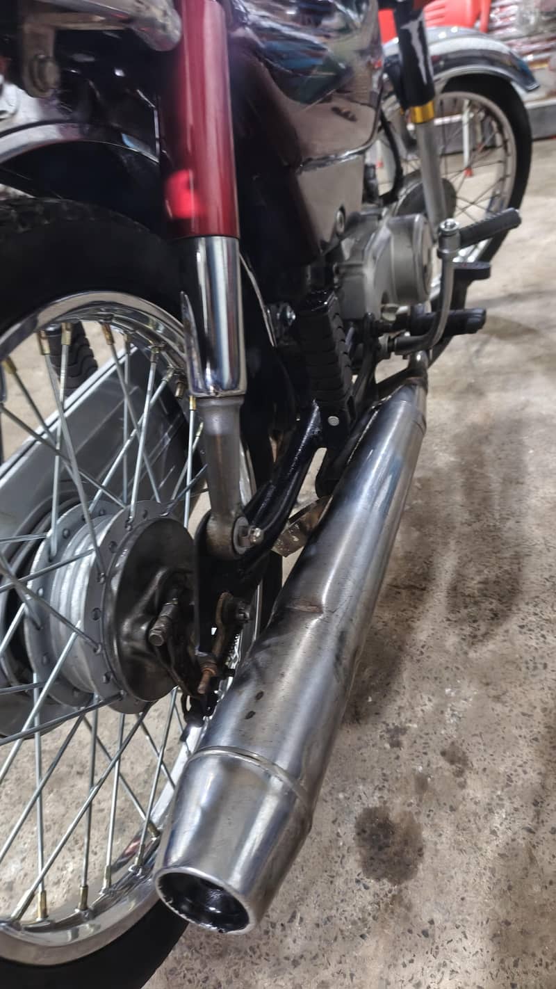 CD 70 2017 model 6