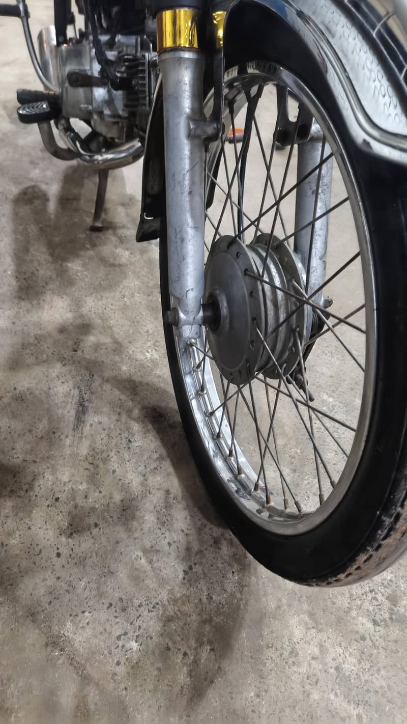 CD 70 2017 model 13