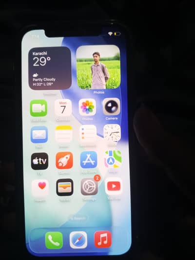Apple iPhone 12