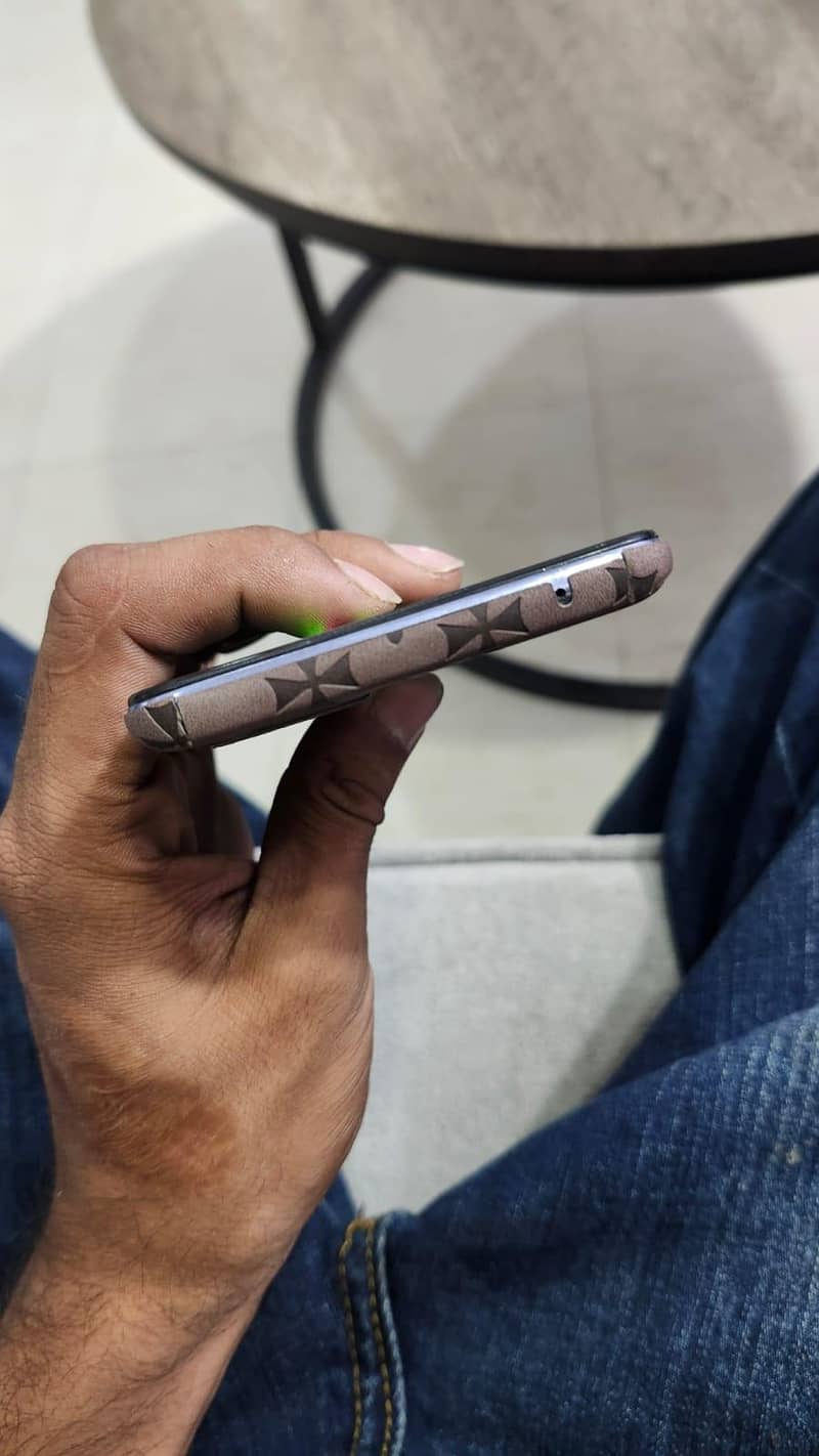 One Plus 9 4