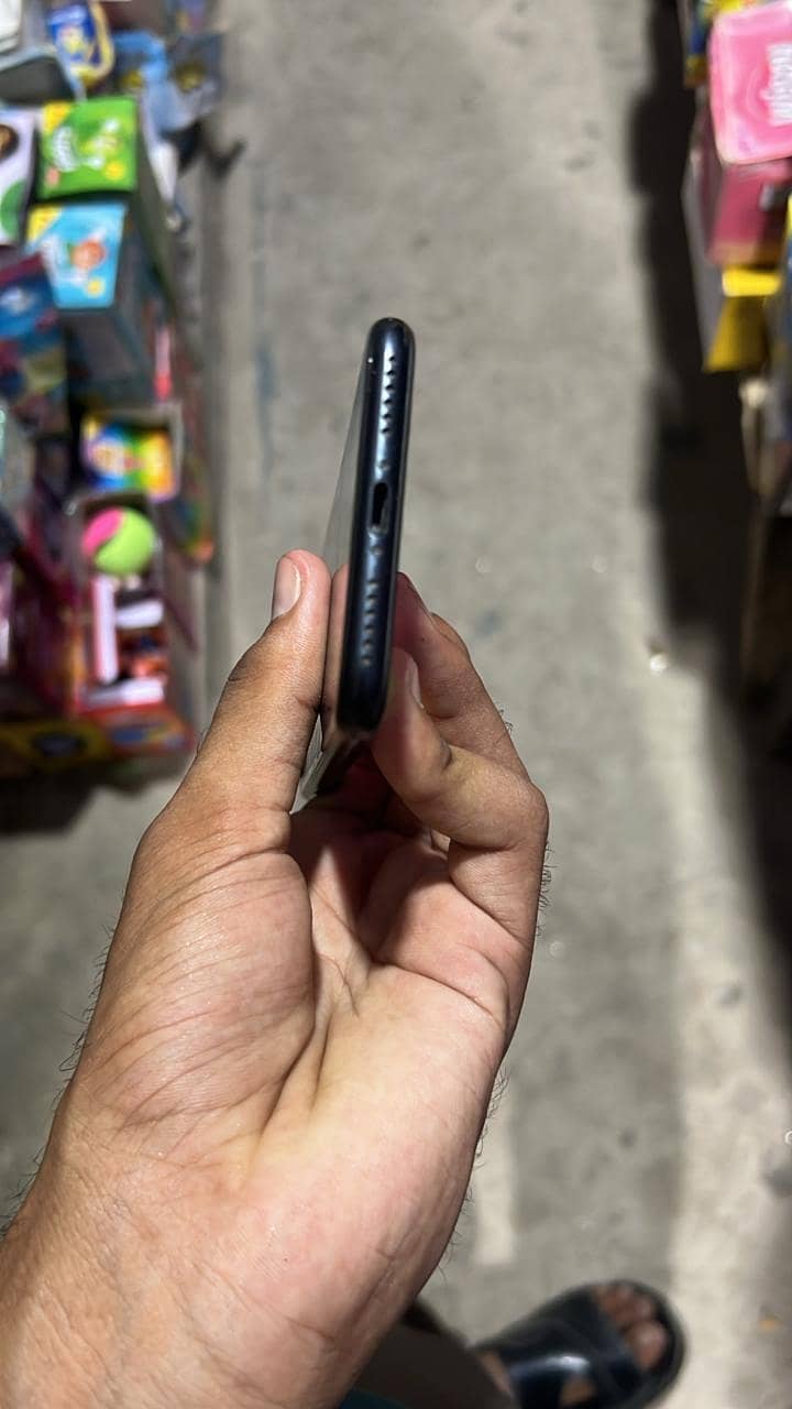 Apple iPhone SE 4