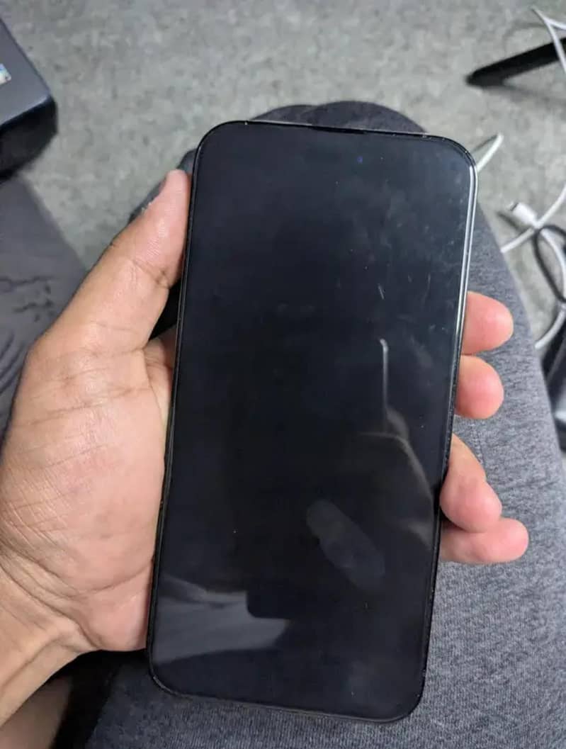Apple iPhone 14 Pro Max 0