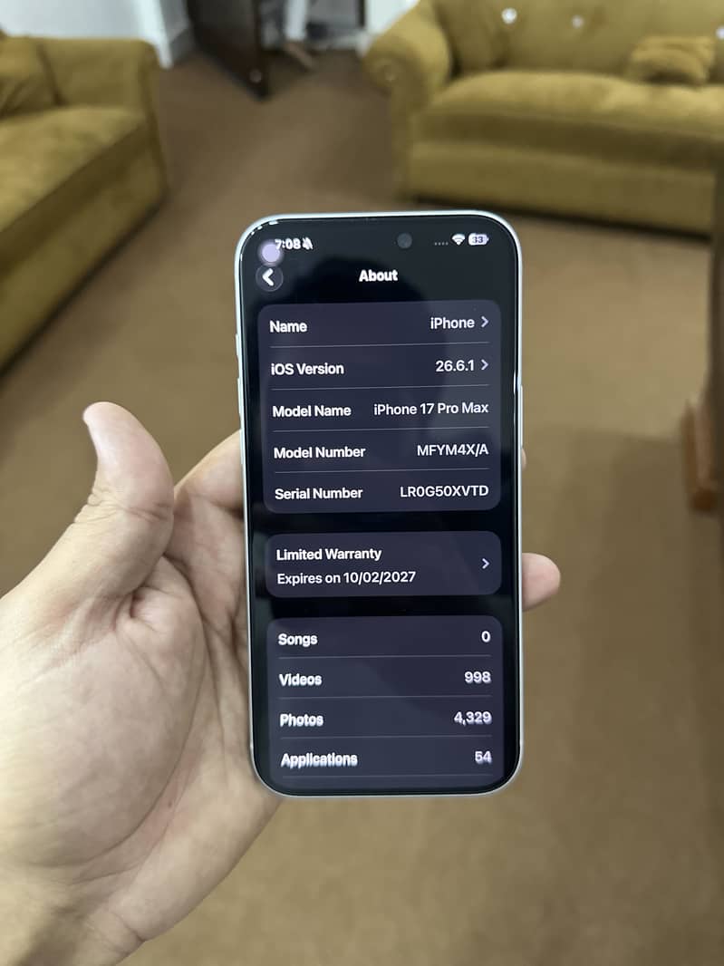 Apple iPhone 17 Pro Max 1