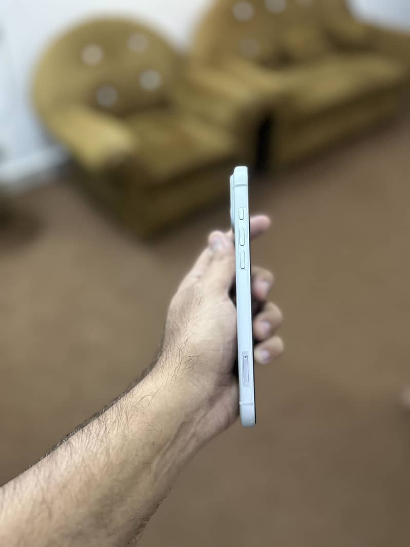 Apple iPhone 17 Pro Max 2