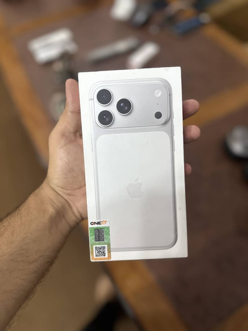 Apple iPhone 17 Pro Max 7