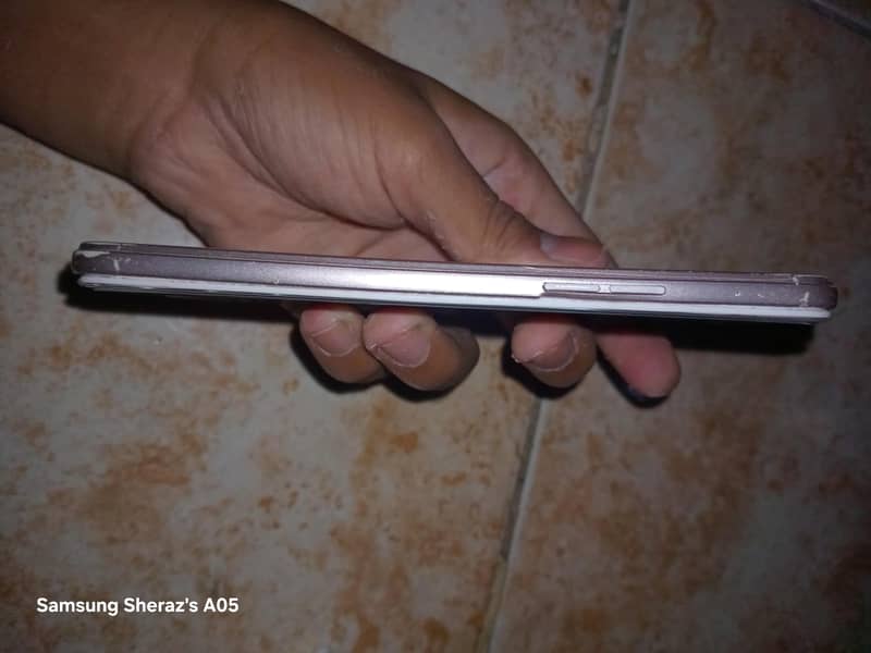 OPPO A57 2