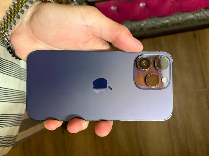 Apple iPhone 14 Pro Max 3