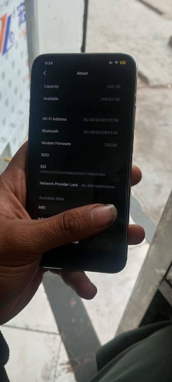 Apple iPhone 11 Pro Max 0