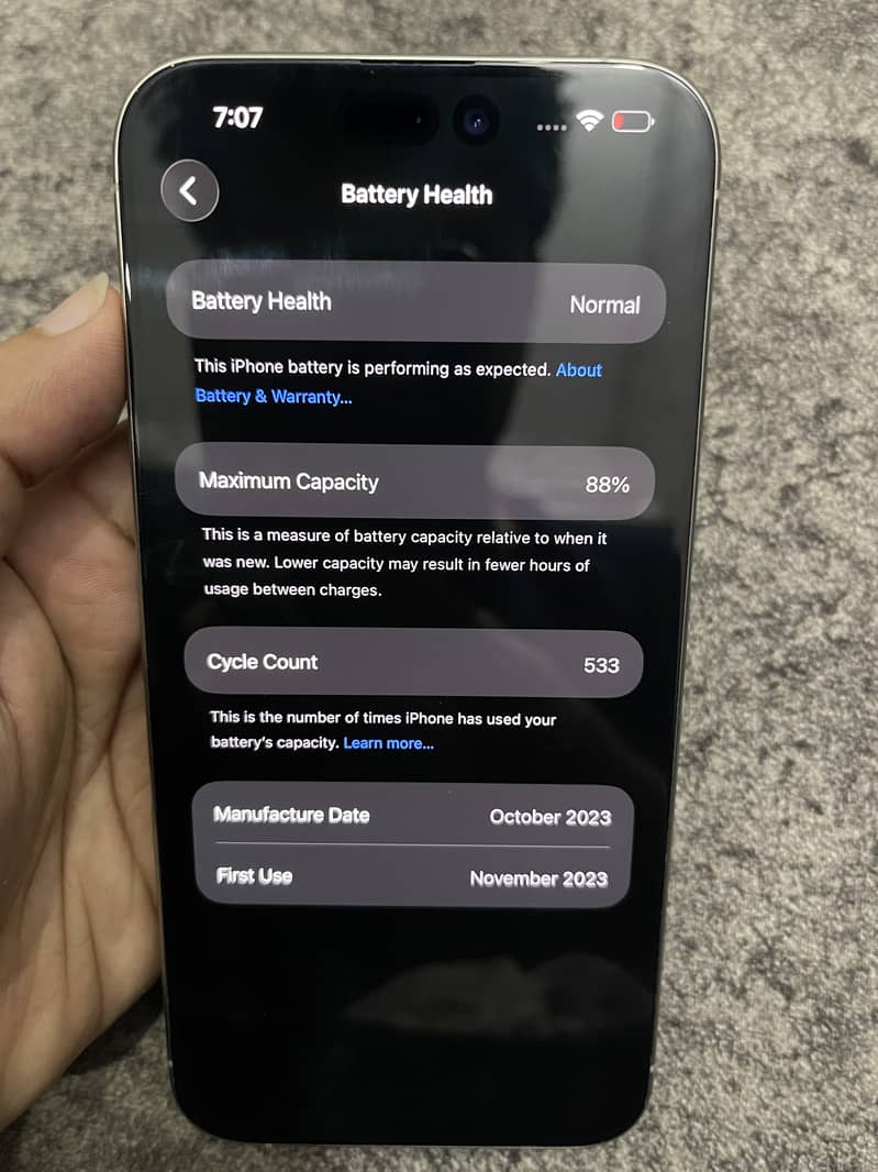 Apple iPhone 15 Pro Max 6