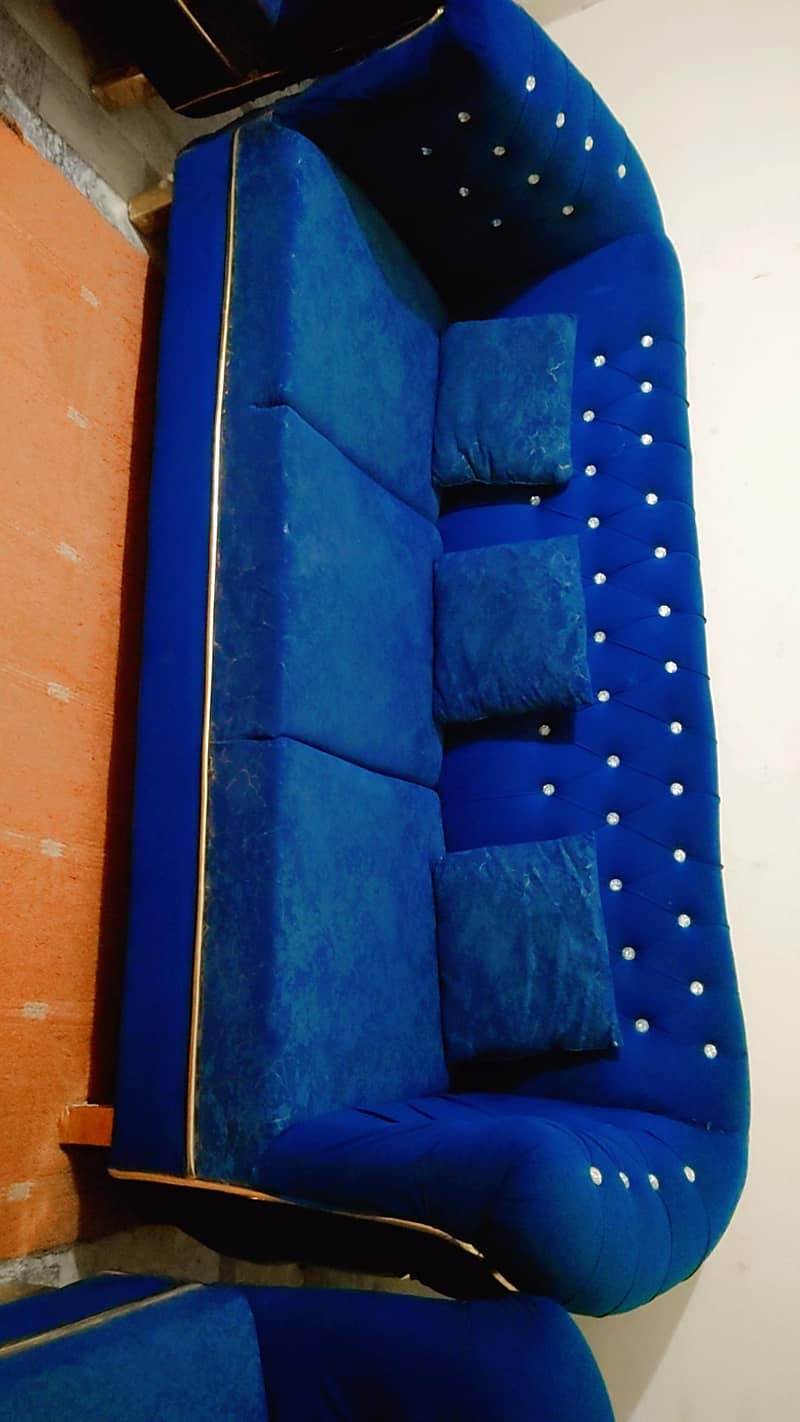 6 seater Sofa 0