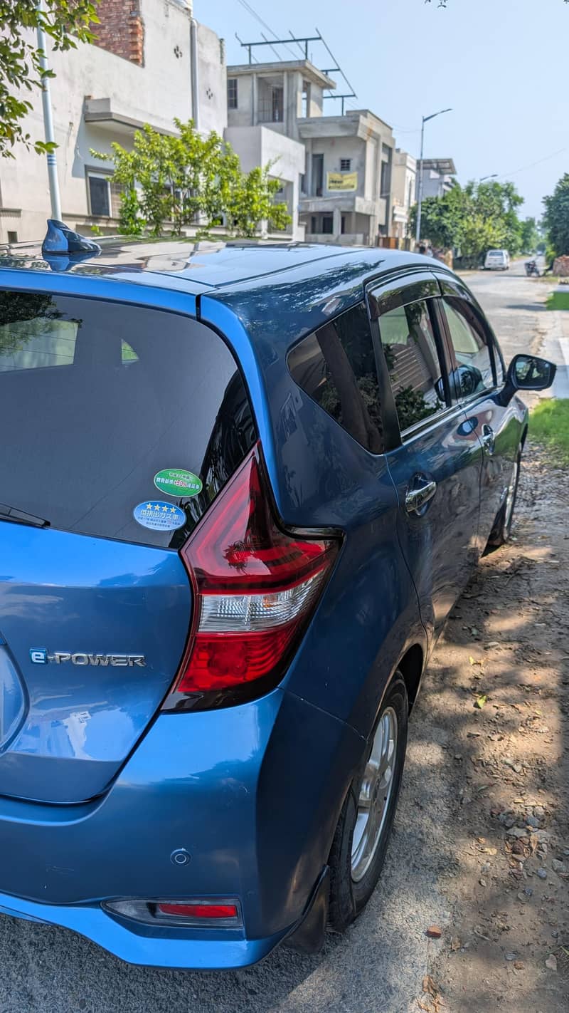 Nissan Note E Power 2017 3