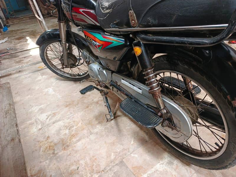 Unique 70 3