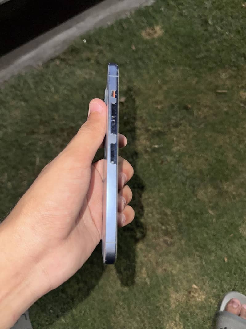 Apple iPhone 13 Pro Max 1