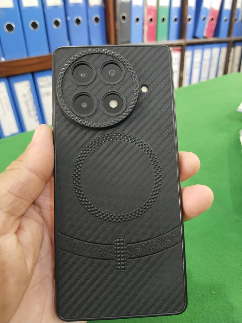 Tecno CAMON 30S 6