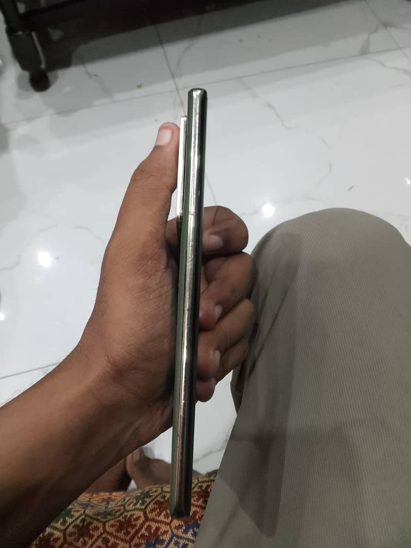 Infinix Note 40 Pro 6